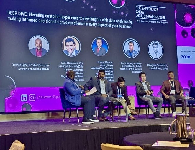 Panel on stage at The Experience Show Asia 2026 for Deep Dive: Elevating customer experience, with Ahmed Muzammil among the panelists